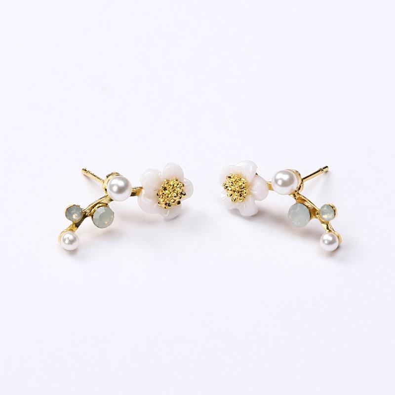 Florette Glow Studs
