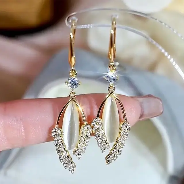 Glitter Stone Loops
