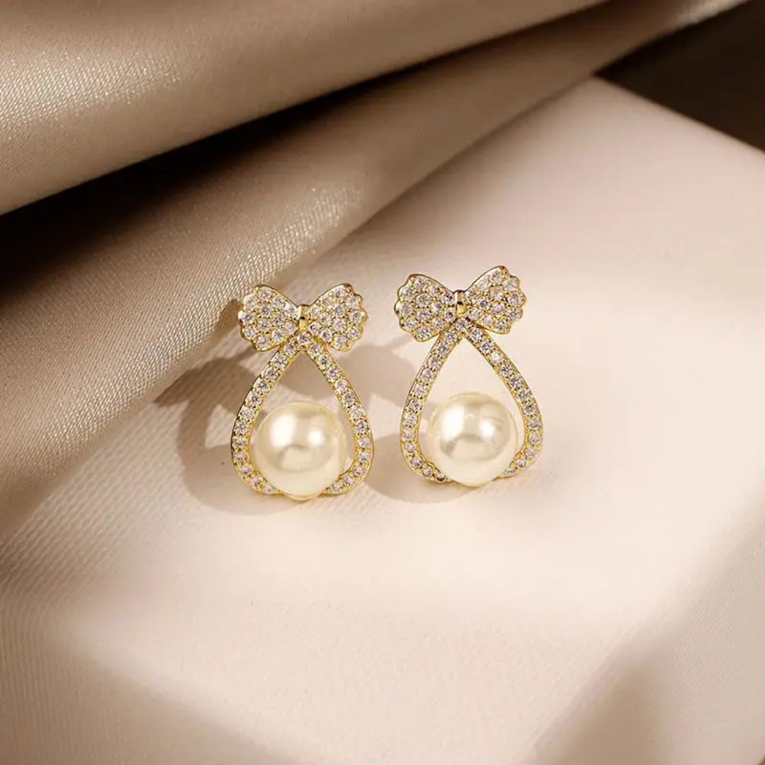 Royal Pearl studs