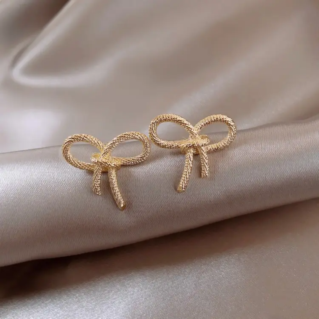 Chic Ribbon Studs