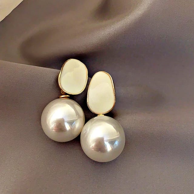 Cute Pearl Hangings