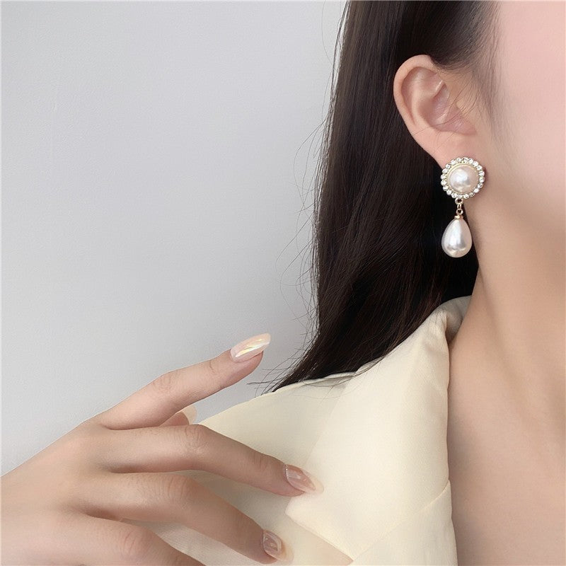 Shimmer Pearl Hangings