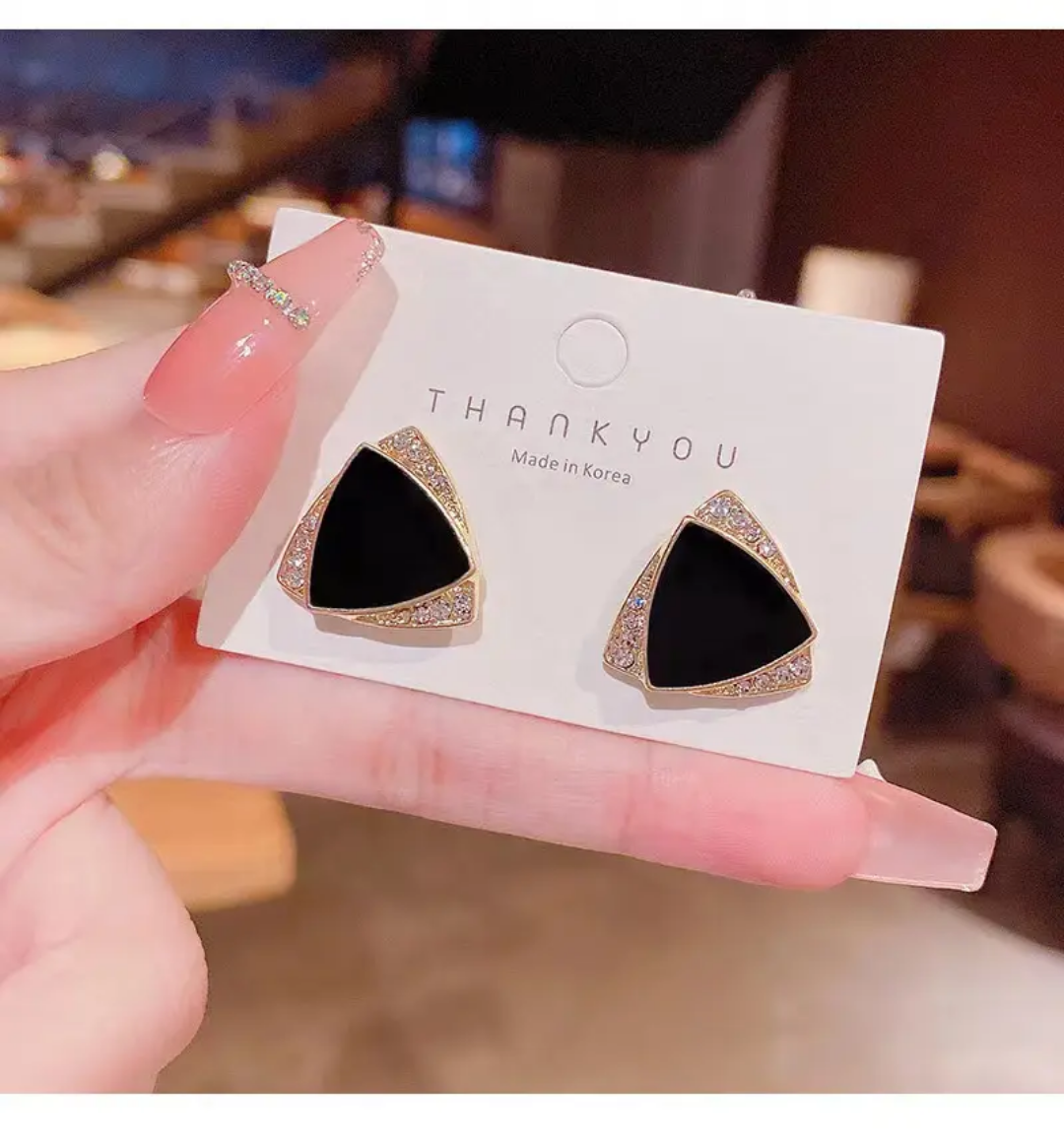 Black Stunning Studs