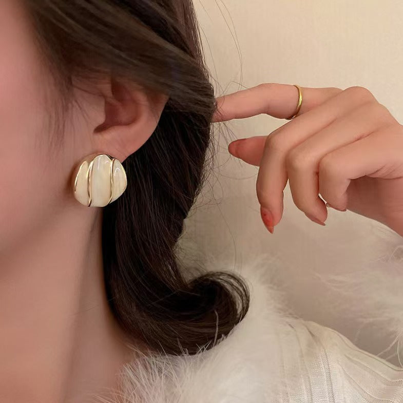 Sparkle Whirl Studs
