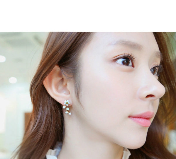 Florette Glow Studs
