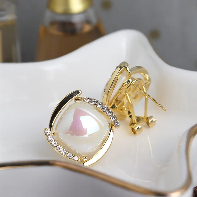 Golden Border Pearl Studs