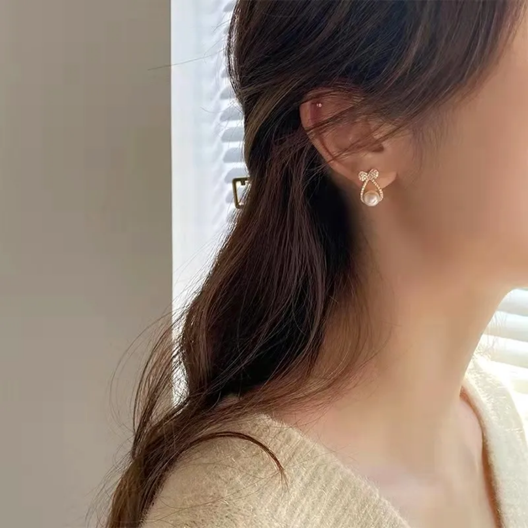 Royal Pearl studs
