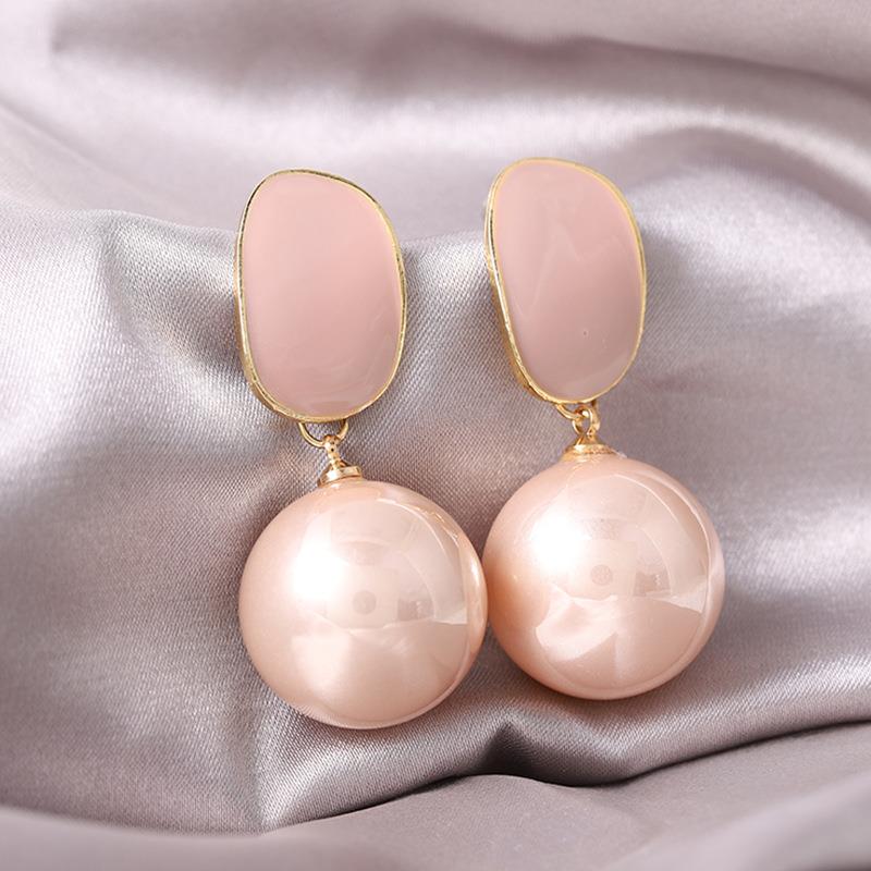 Cute Pearl Hangings