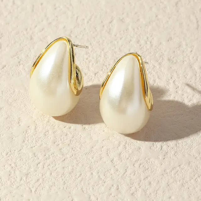 Pearl Drop Studs