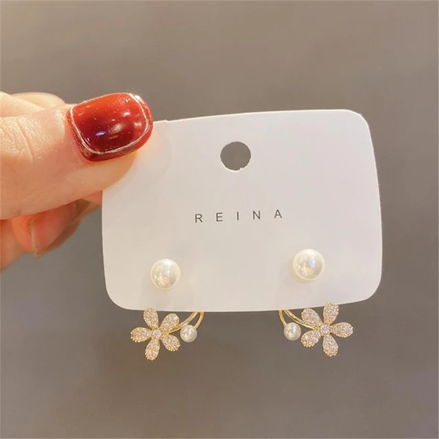 Glowing Pearl Studs