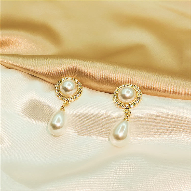 Shimmer Pearl Hangings
