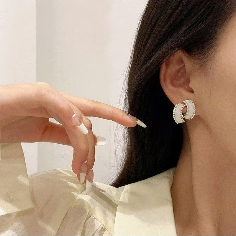 Gleam Knot Studs