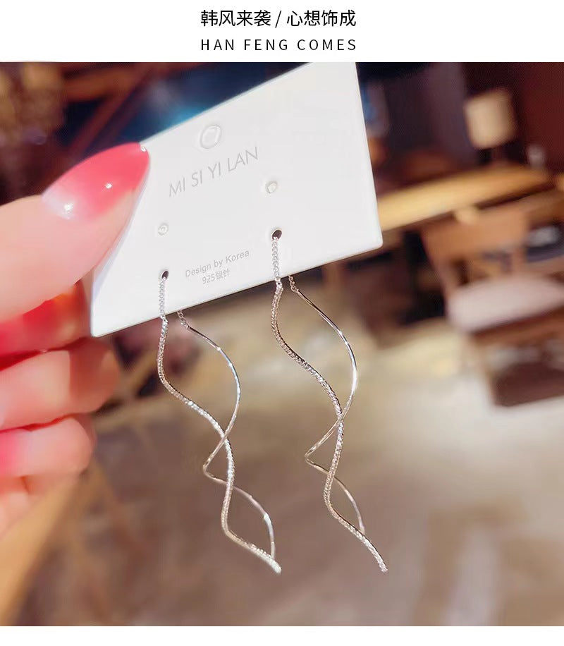 Twist Long Danglers