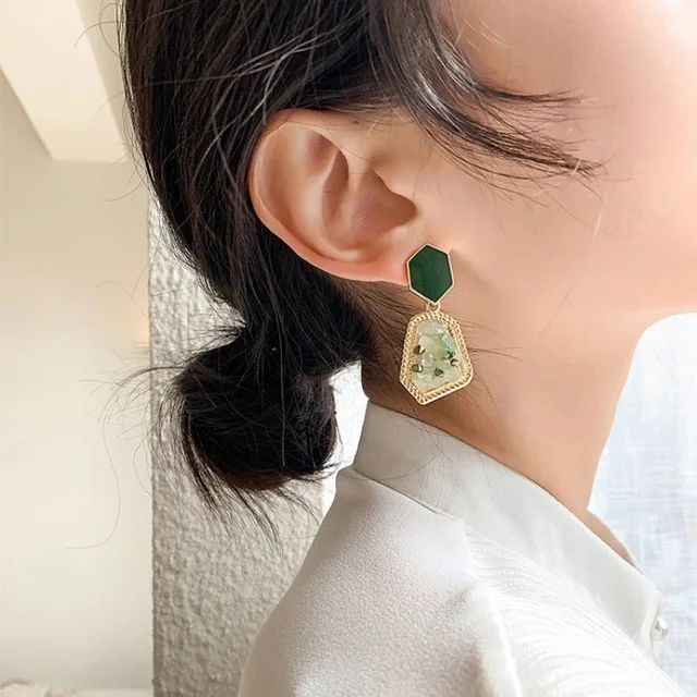 Garnet Glow Studs