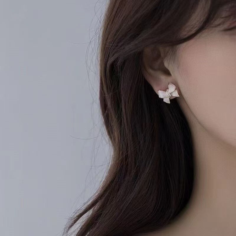 Stunning Bow Studs