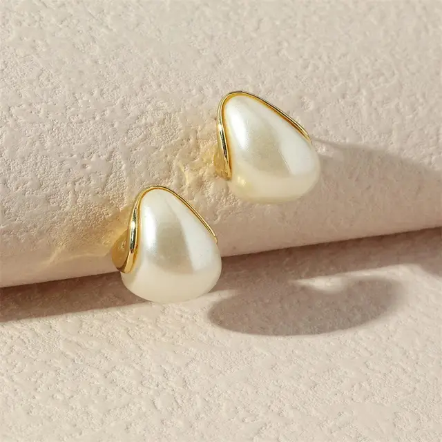 Pearl Drop Studs