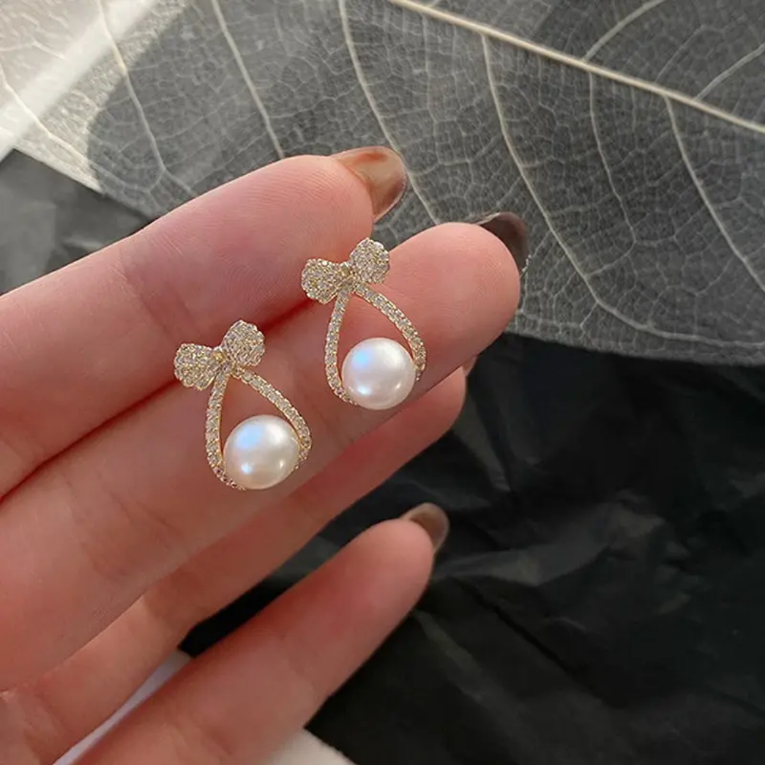 Royal Pearl studs