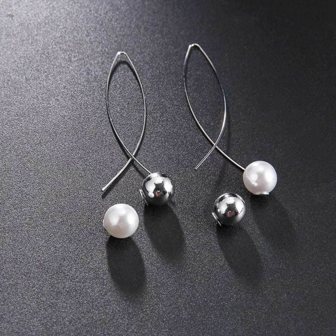 Heartfelt Pearl Danglers