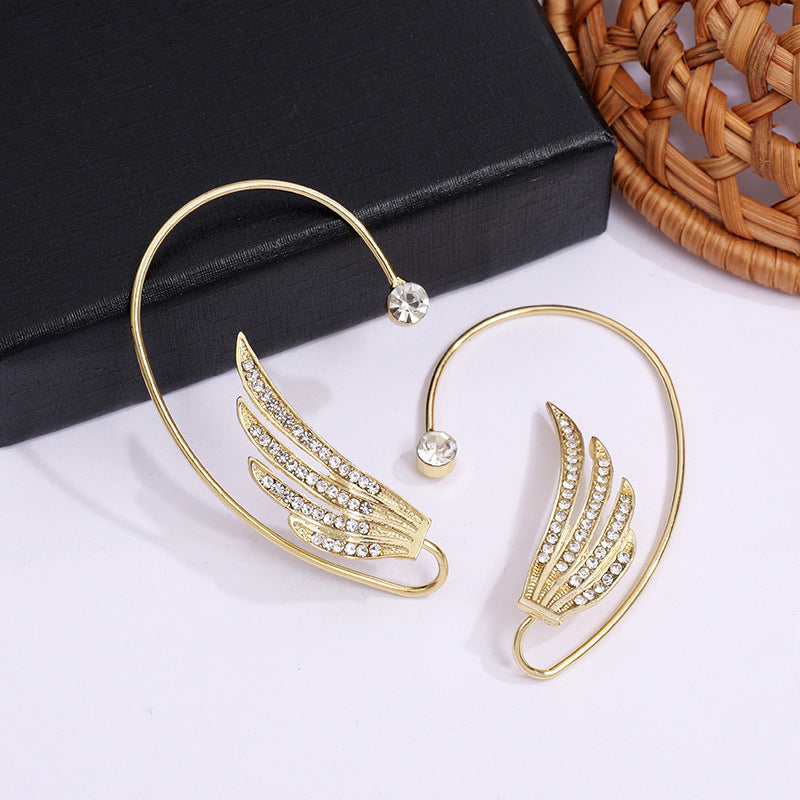 Twinkee Swan Studs