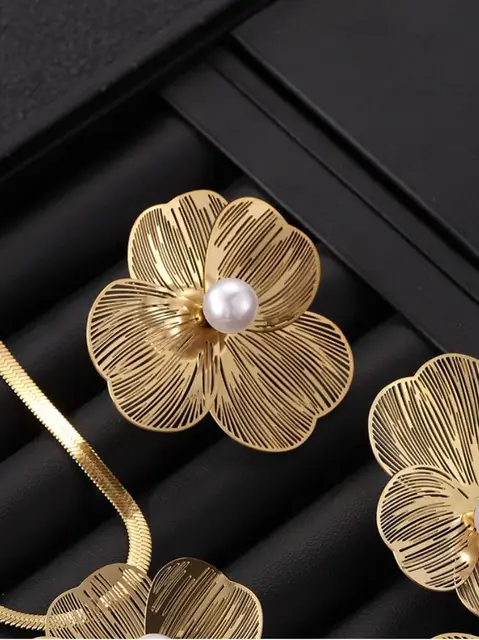 Golden Flower Earrings