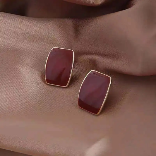 Scarlet Frame Studs