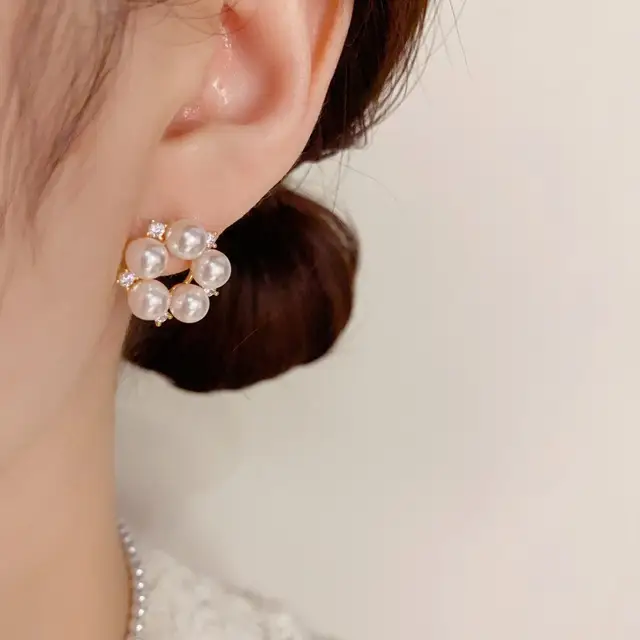 Pearl Studs
