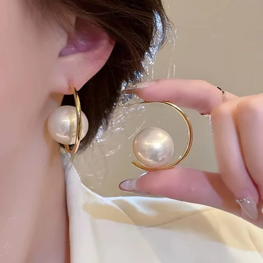 Pearl Globe Hooks