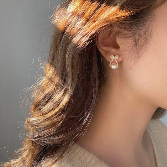 Royal Pearl studs