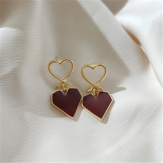 Blink Blogger Heart Earrings
