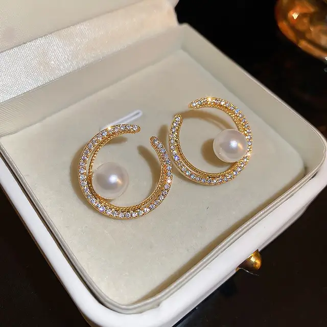 Pearlfect Studs