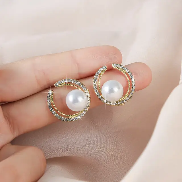 Pearlfect Studs
