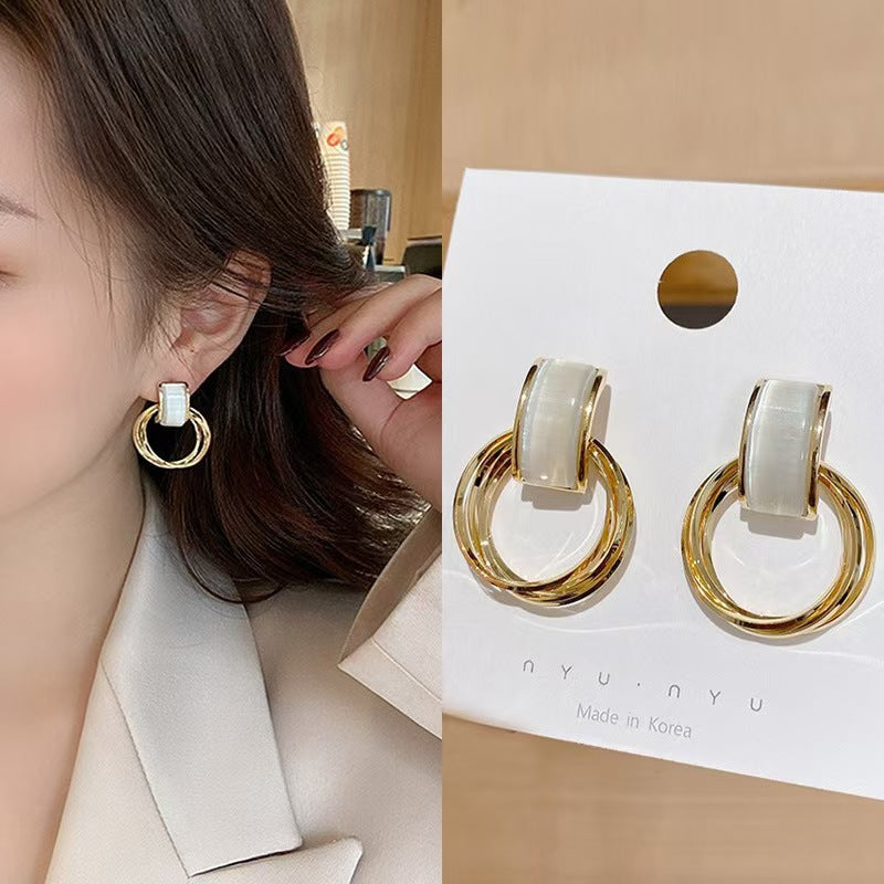 Pearl Loop Studs