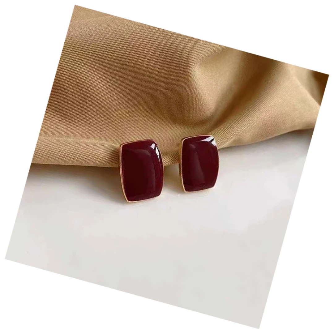 Scarlet Frame Studs